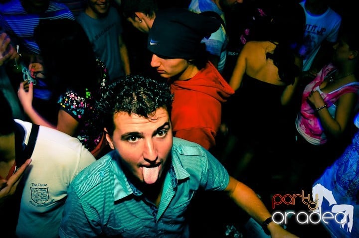 Escape Club zi de zi, 