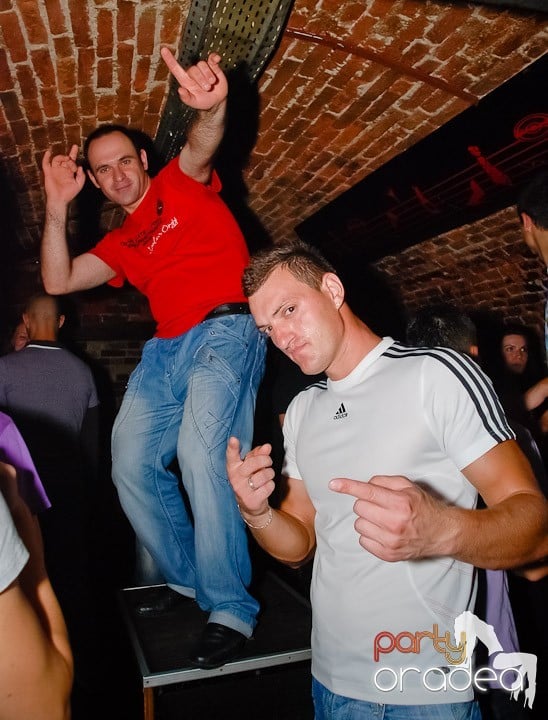 Escape dă startul la distracţie, 