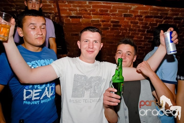 Escape dă startul la distracţie, 