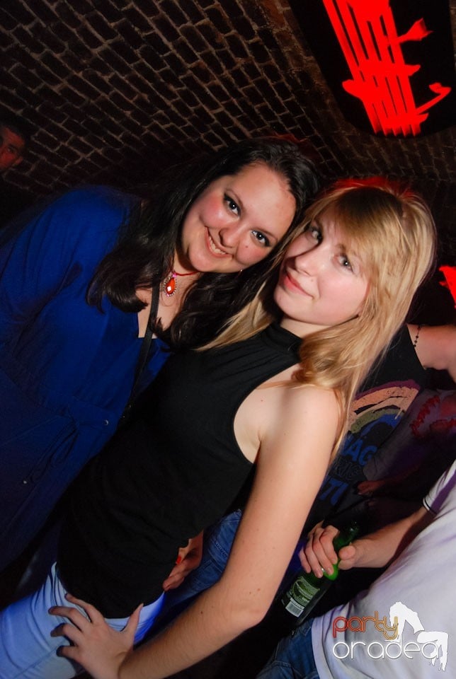 Escape Friday Party, 