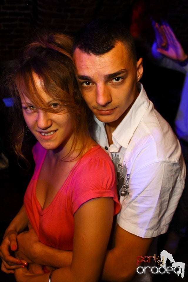 Escape Friday Party, 