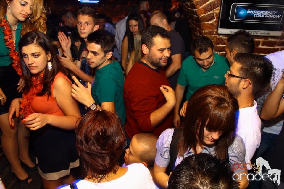 Escape Friday Party, 