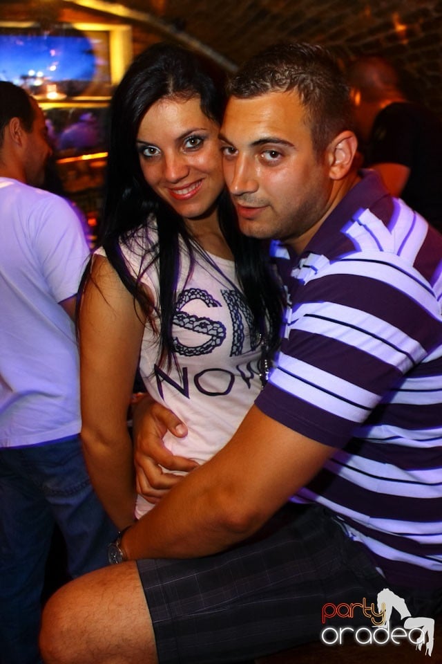 Escape Friday Party, 