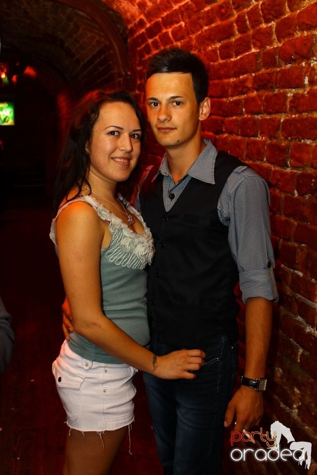 Escape Friday Party, 