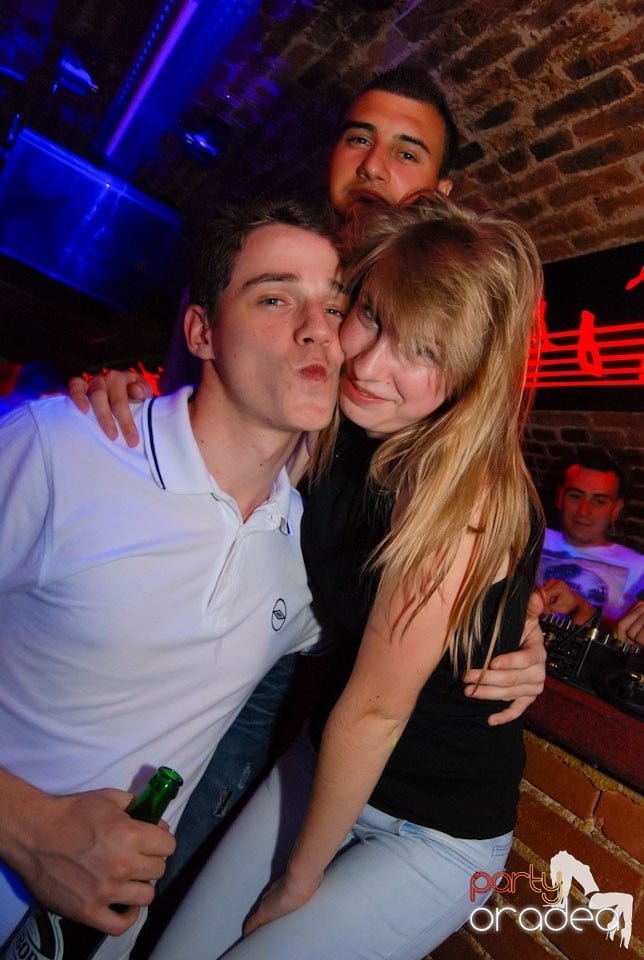 Escape Friday Party, 