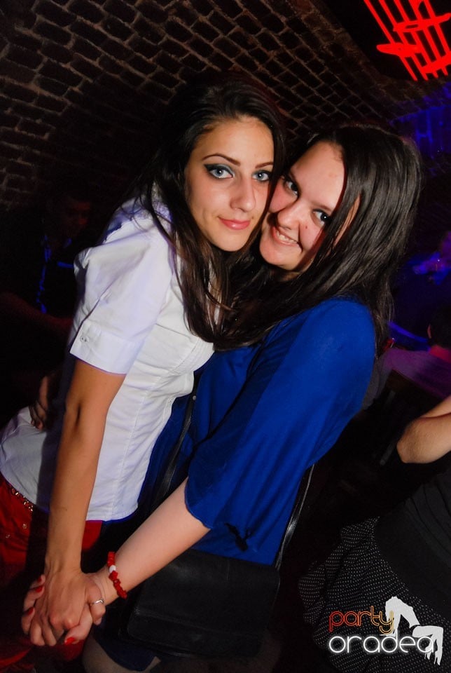 Escape Friday Party, 