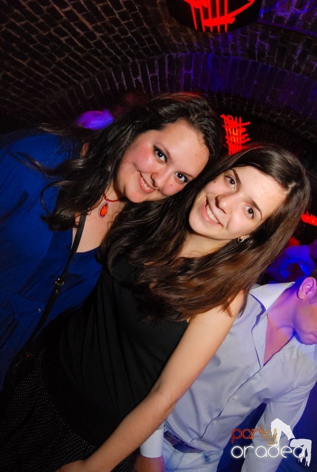 Escape Friday Party, 