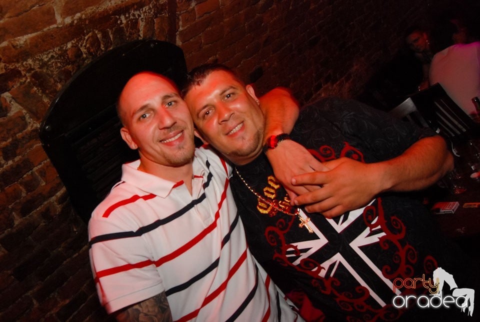 Escape Friday Party, 