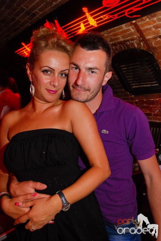 Escape Friday Party, 