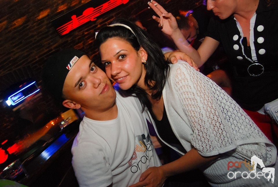 Escape Friday Party, 