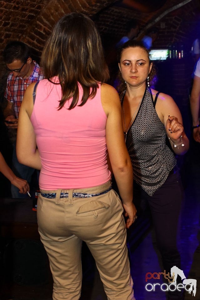 Escape Friday Party, 