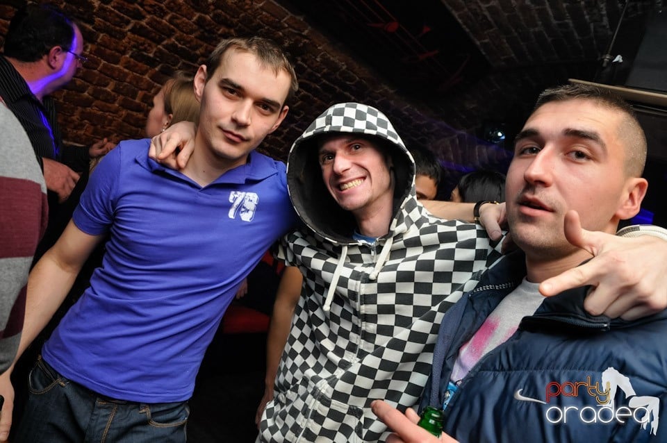 Escape Original Night,