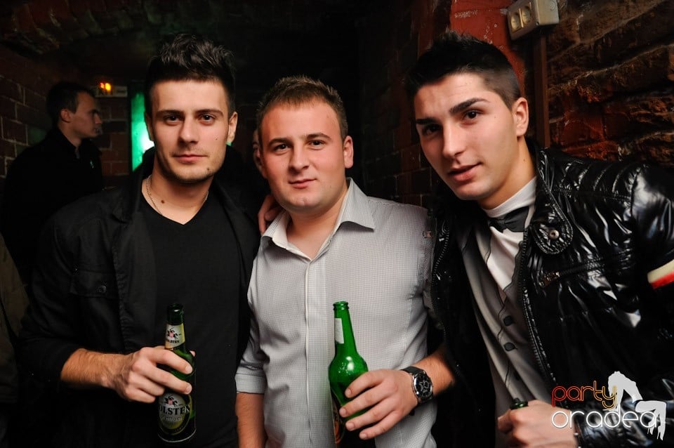 Escape Original Night,