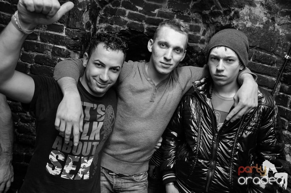 Escape Original Night,