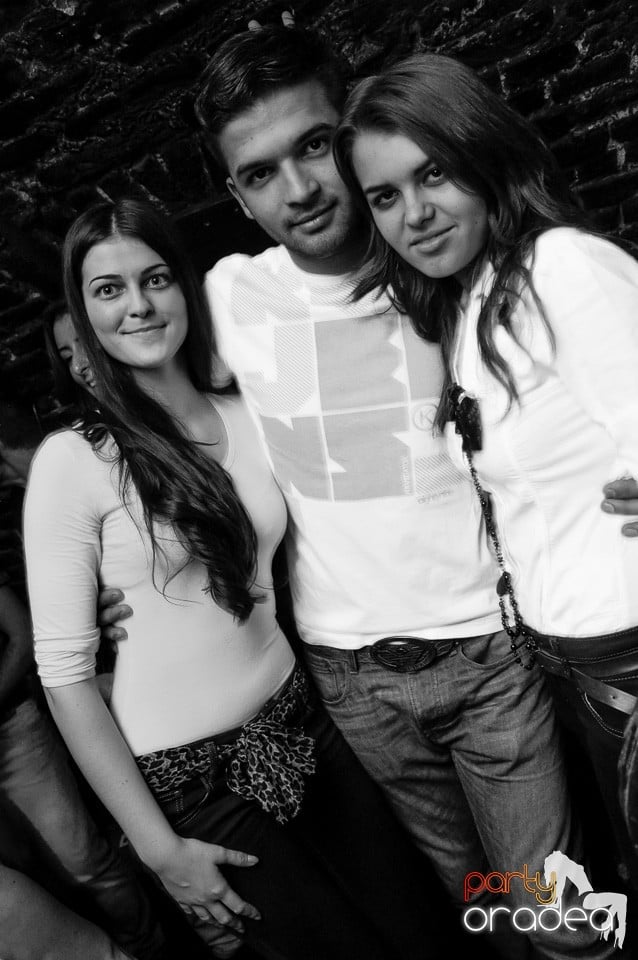 Escape Party cu DJ Prody, 