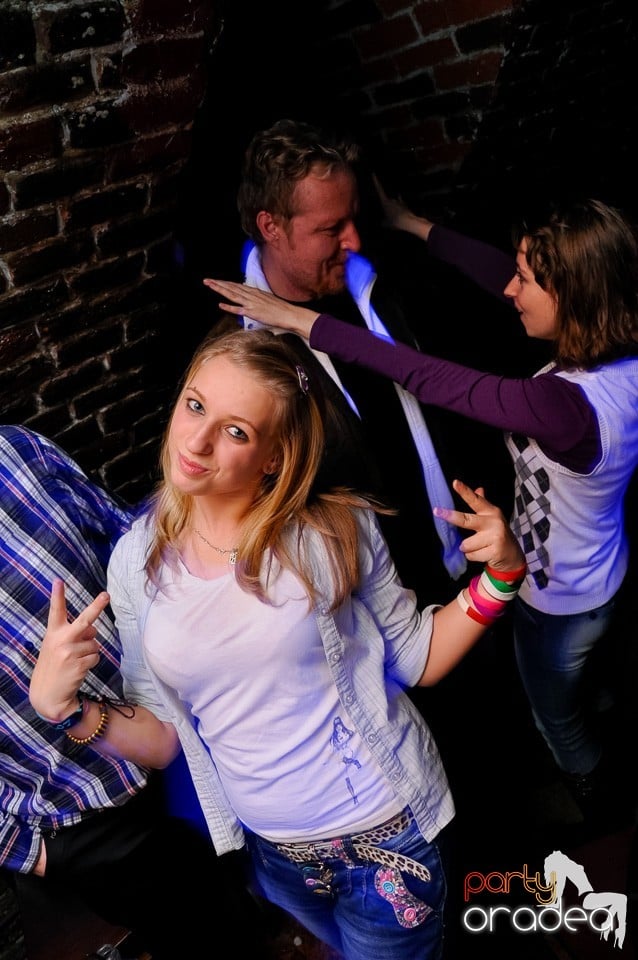 Escape Party cu DJ Prody, 