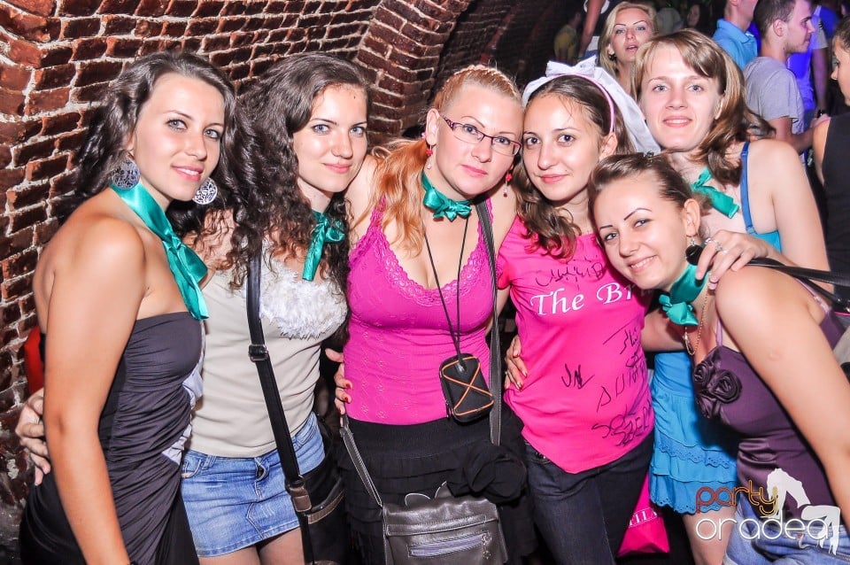 Escape - Revolution Party, 