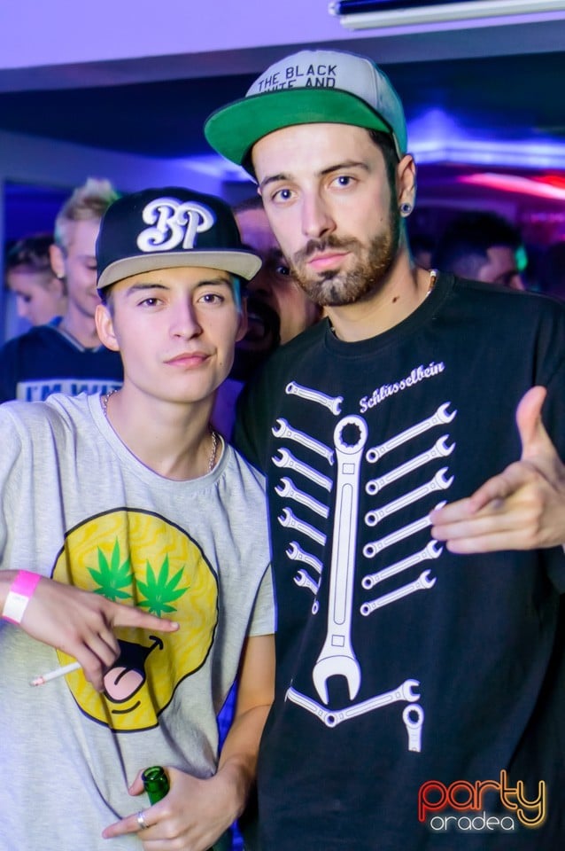 Essem, 