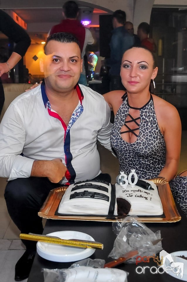 Eveniment special cu invitaţi speciali,