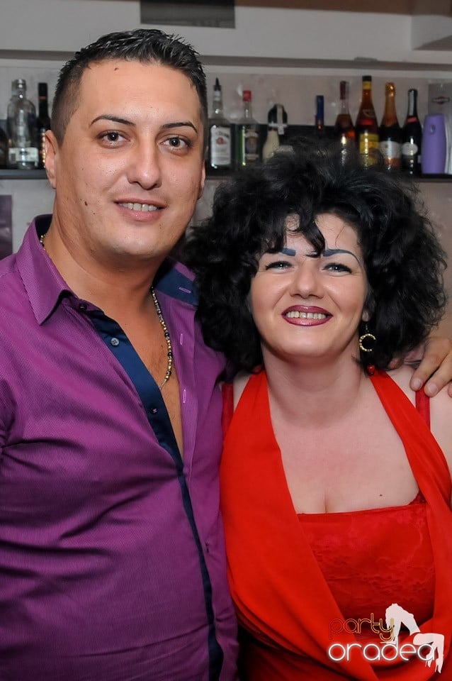 Eveniment special cu invitaţi speciali,