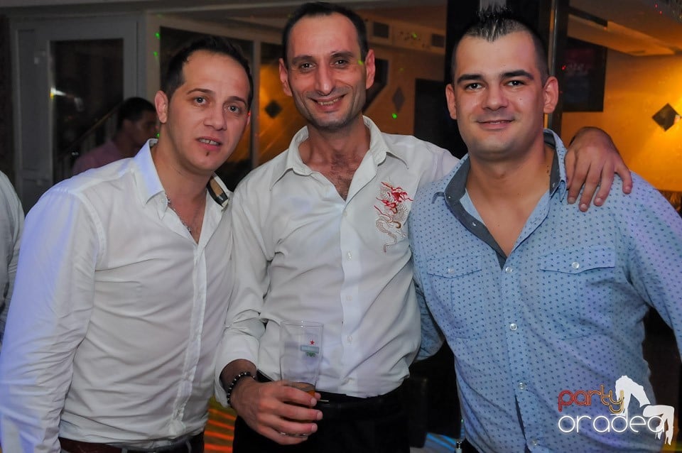 Eveniment special cu invitaţi speciali,