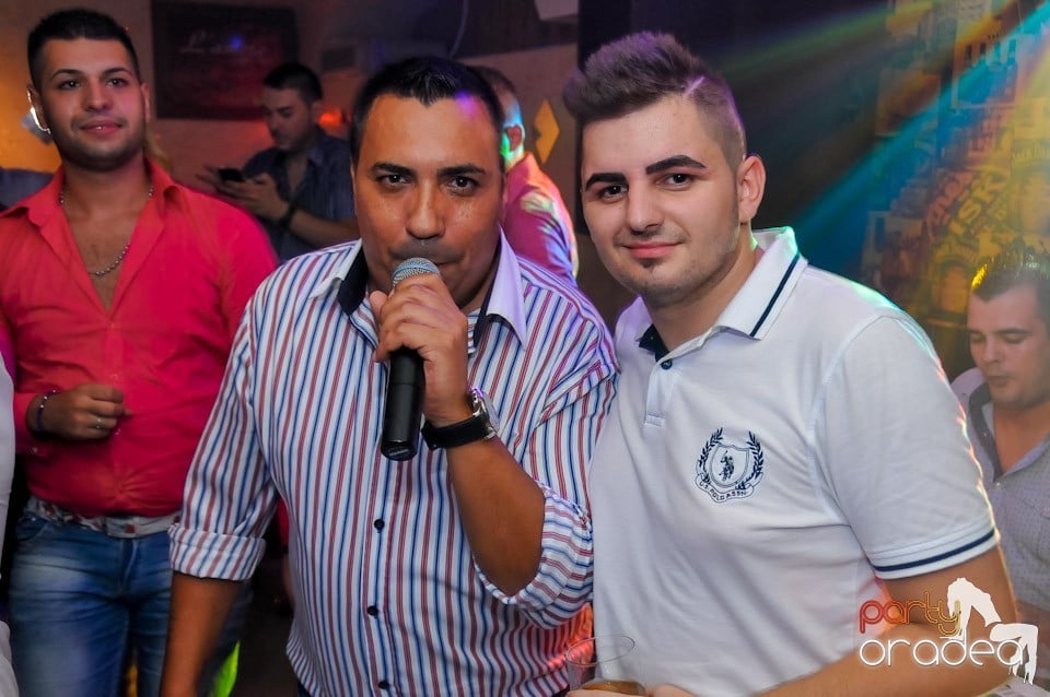 Eveniment special cu invitaţi speciali,