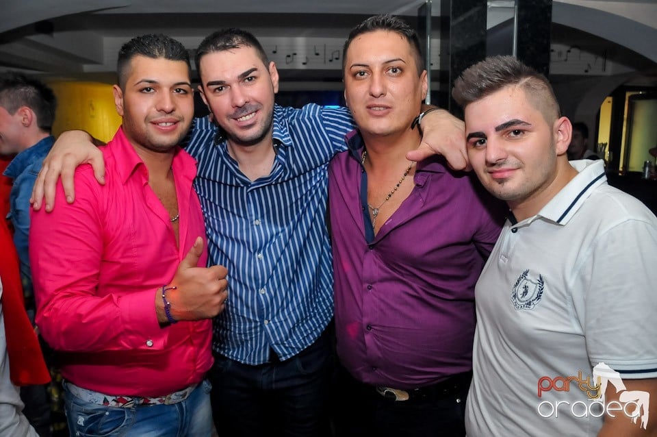 Eveniment special cu invitaţi speciali,