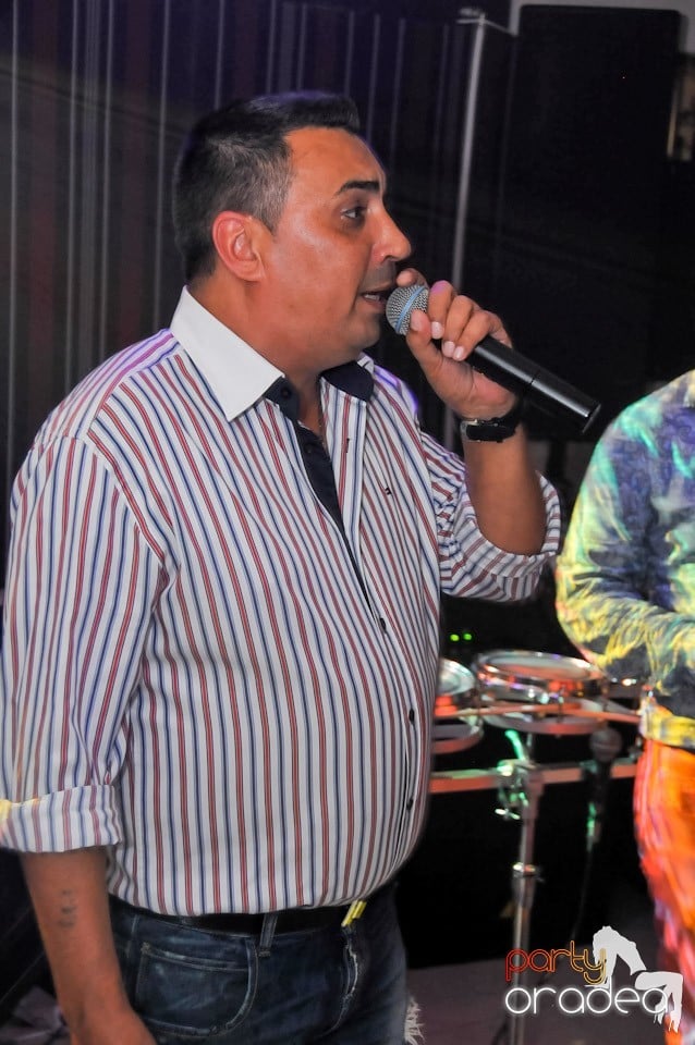 Eveniment special cu invitaţi speciali,
