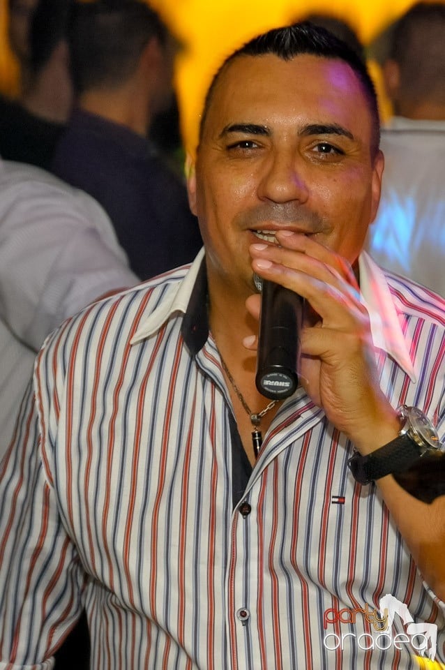 Eveniment special cu invitaţi speciali, 