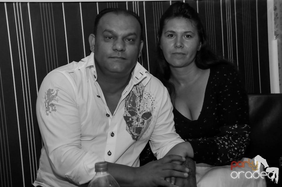 Eveniment special cu invitaţi speciali,