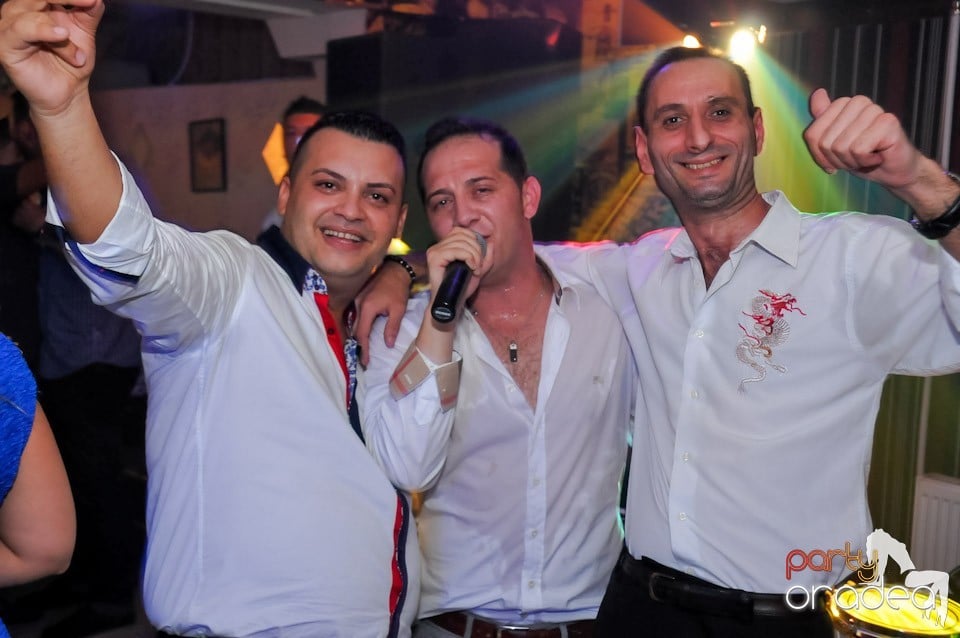 Eveniment special cu invitaţi speciali,