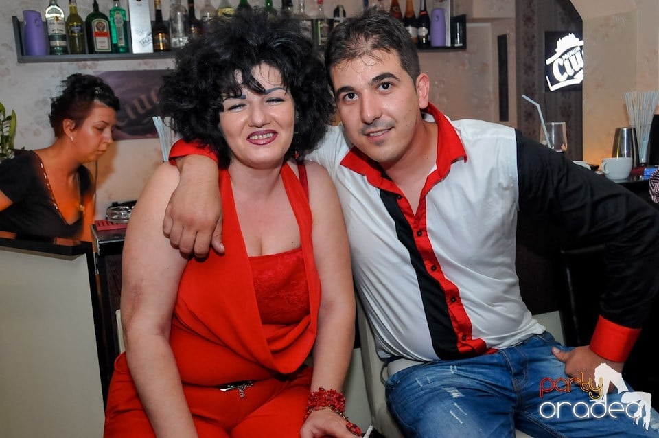 Eveniment special cu invitaţi speciali,