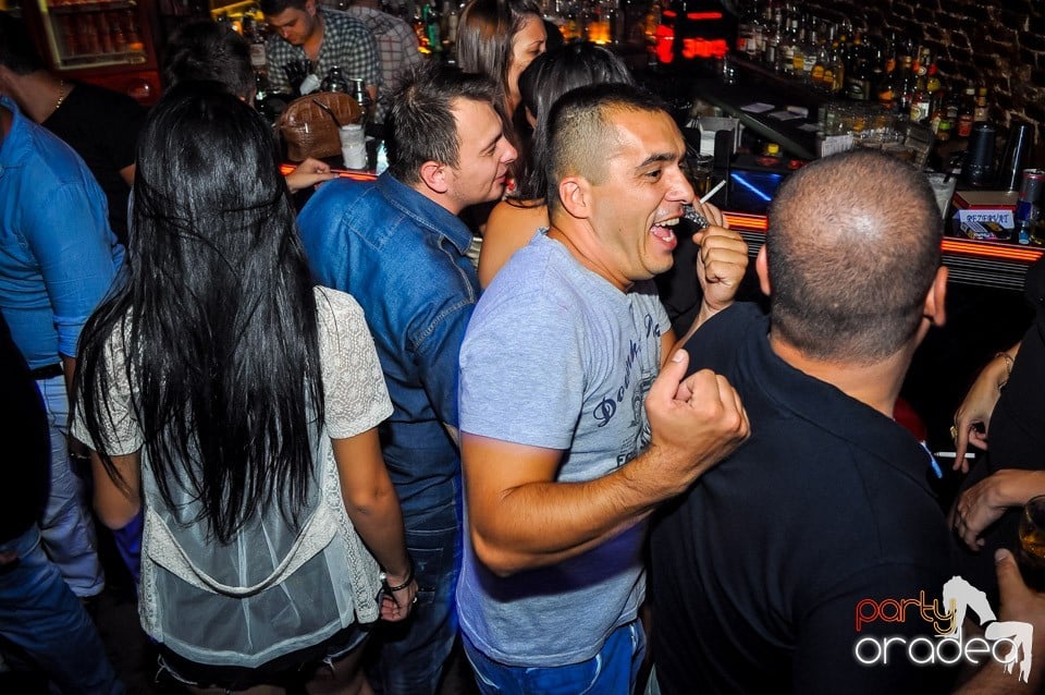 Everybody dance now!, 