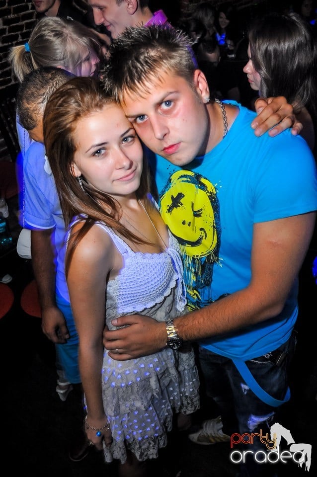 Everybody dance now!, 