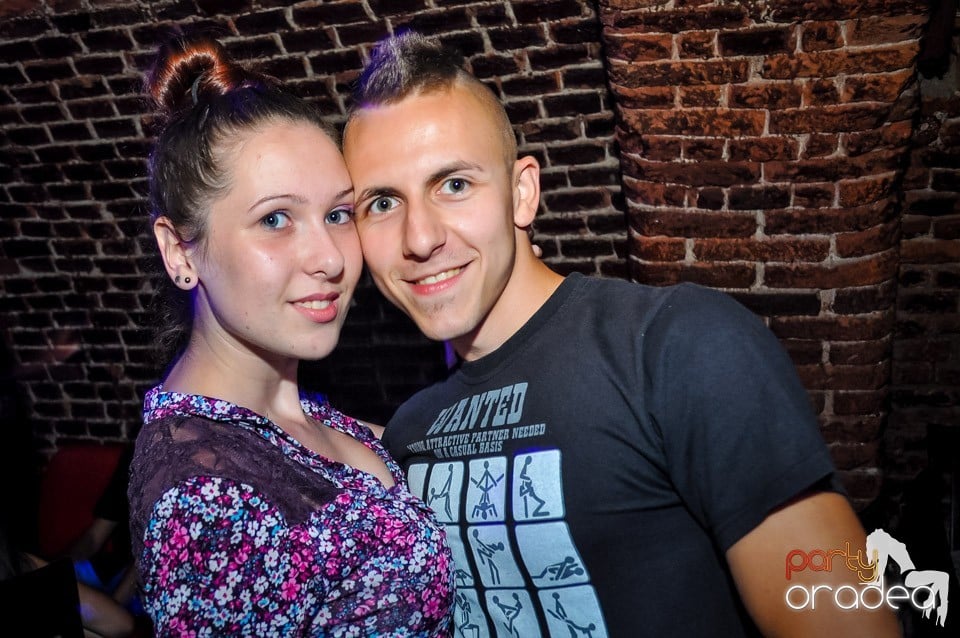 Everybody dance now!, 