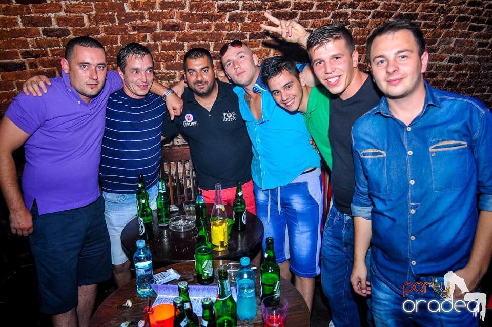 Everybody dance now!, 