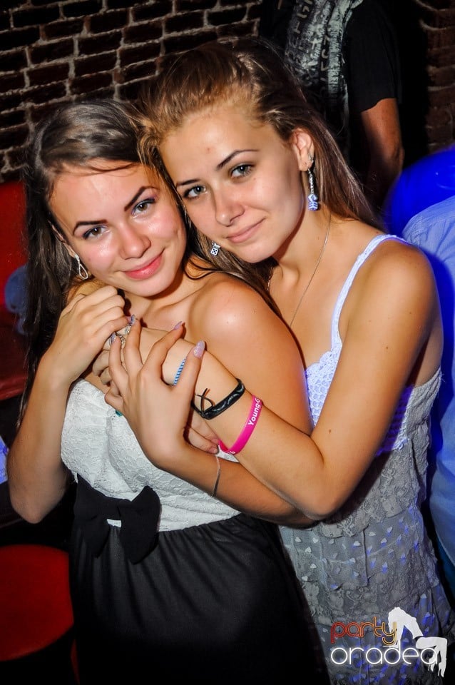 Everybody dance now!, 