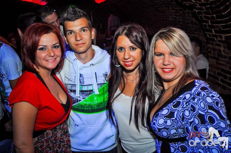 Everybody dance now!, 