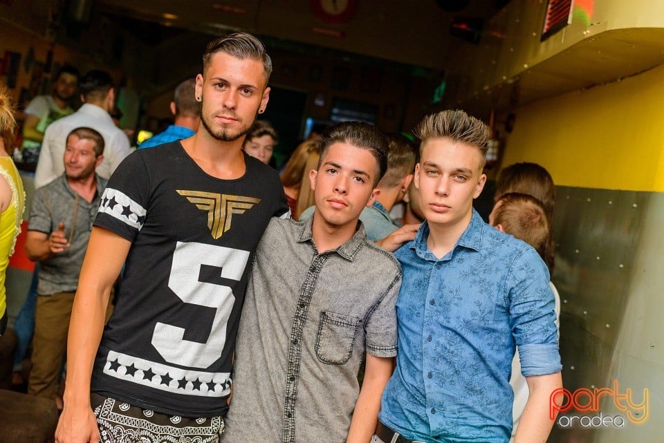 Exclusive Party, 