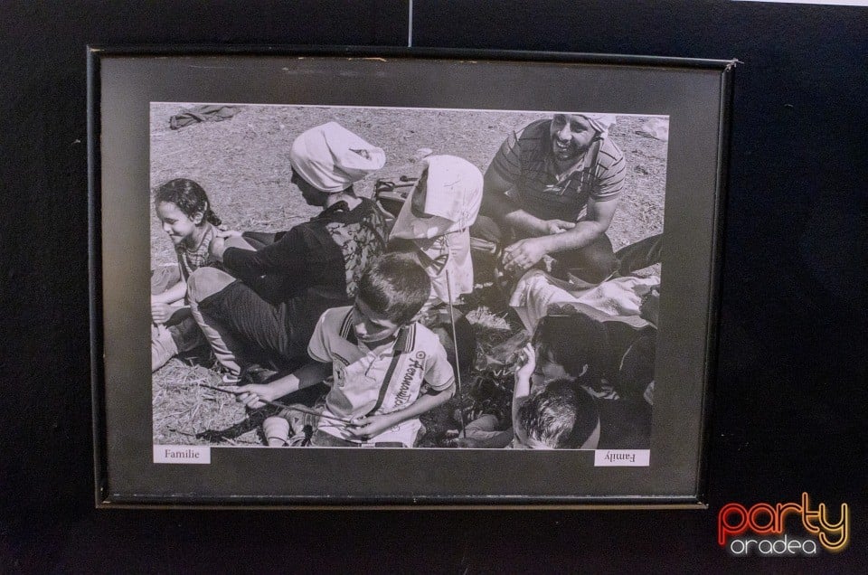Expo Photo - Exodul lui Allah, Ovidpop Art Photo Gallery