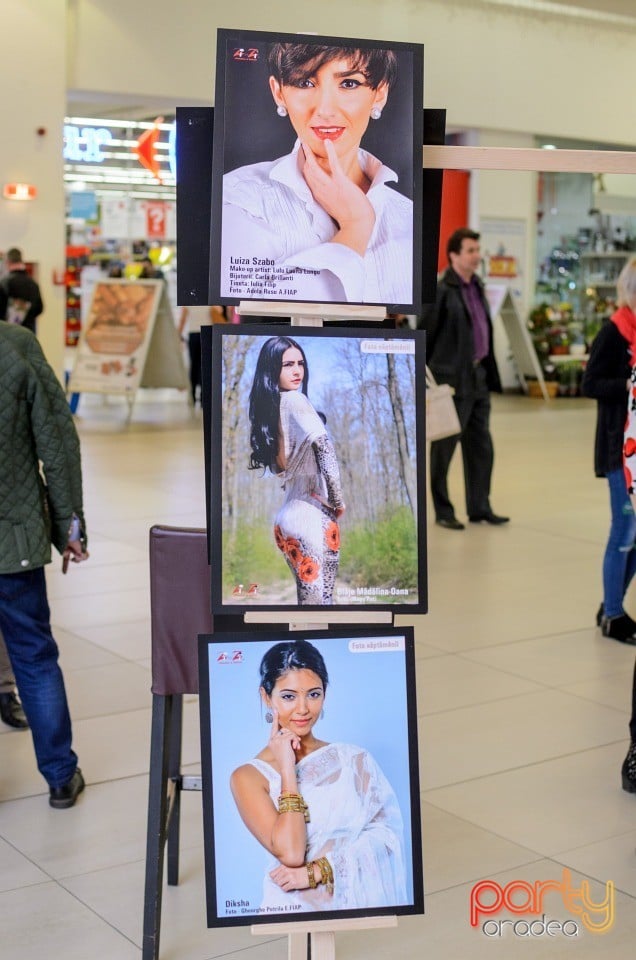 Expo Photo, Lotus Center