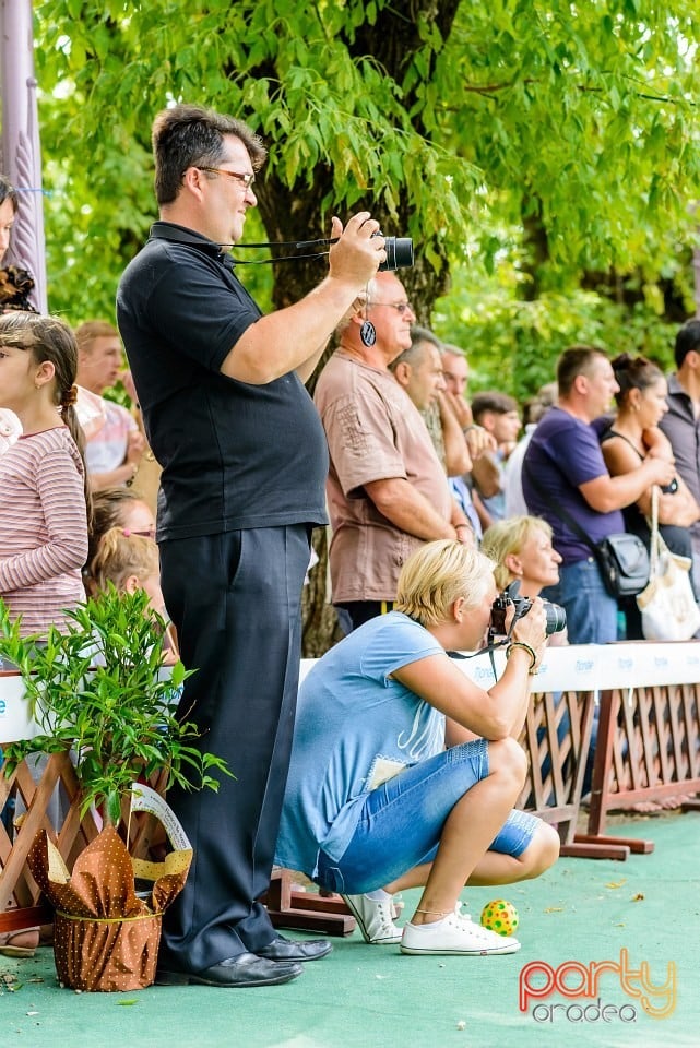 Expoziţie de frumuesţe canină, Oradea