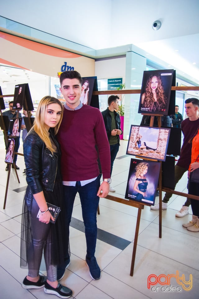 Expoziție FOTO