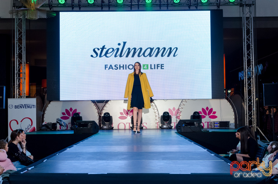 Fall Winter Fashion Show, Lotus Center