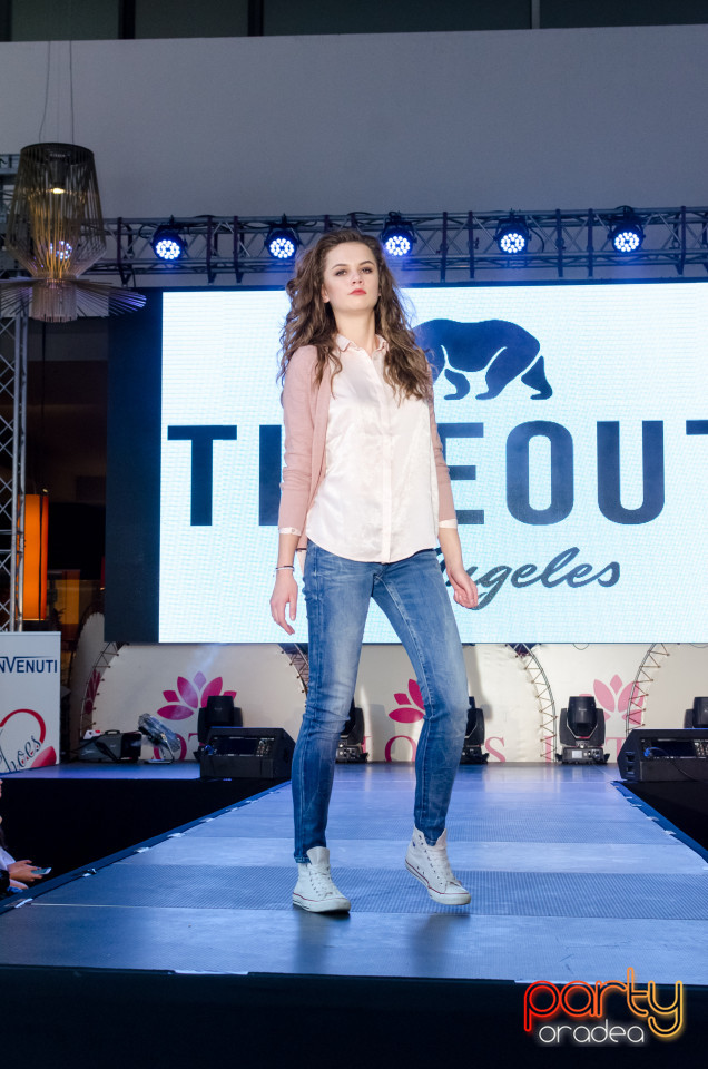 Fall Winter Fashion Show, Lotus Center