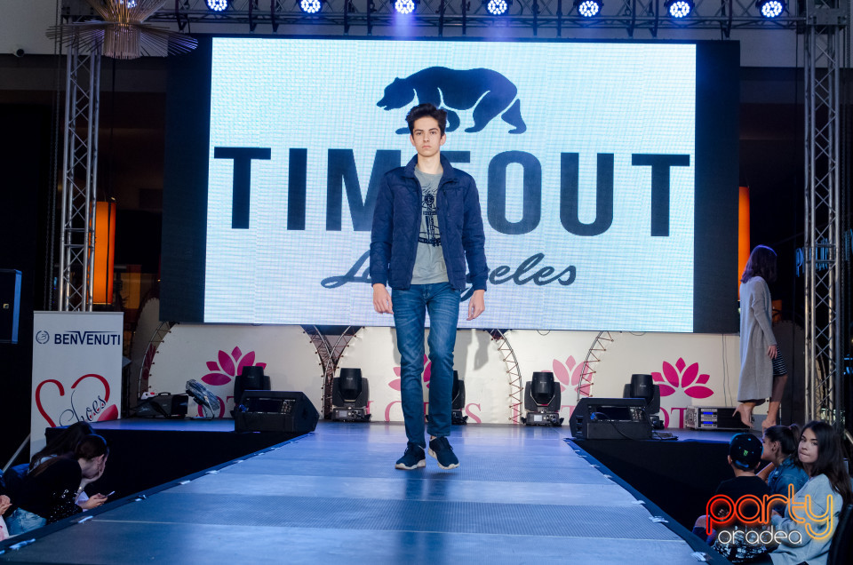 Fall Winter Fashion Show, Lotus Center