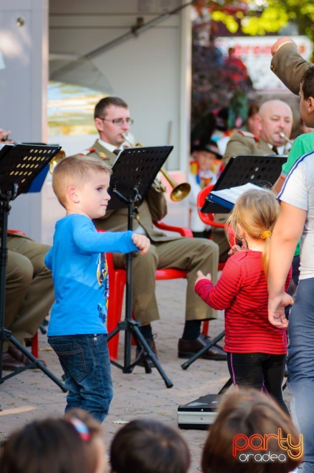 Fanfara Garnizoana Bistriţa, Oradea