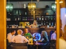 Fashion, Lounge, Cafe
