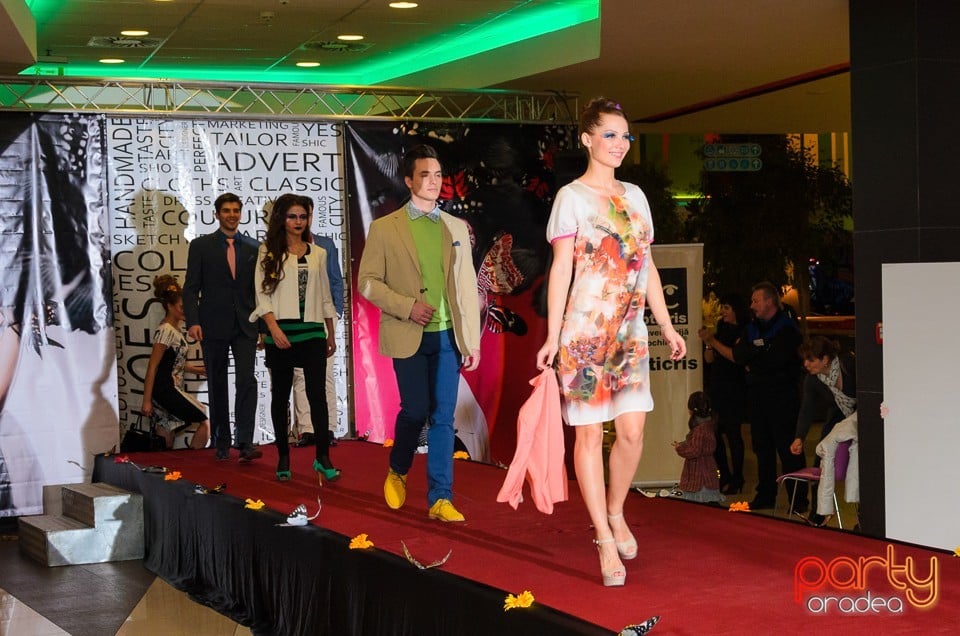 Fashion Weekend, Lotus Center