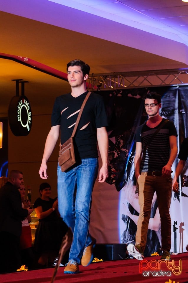 Fashion Weekend, Lotus Center